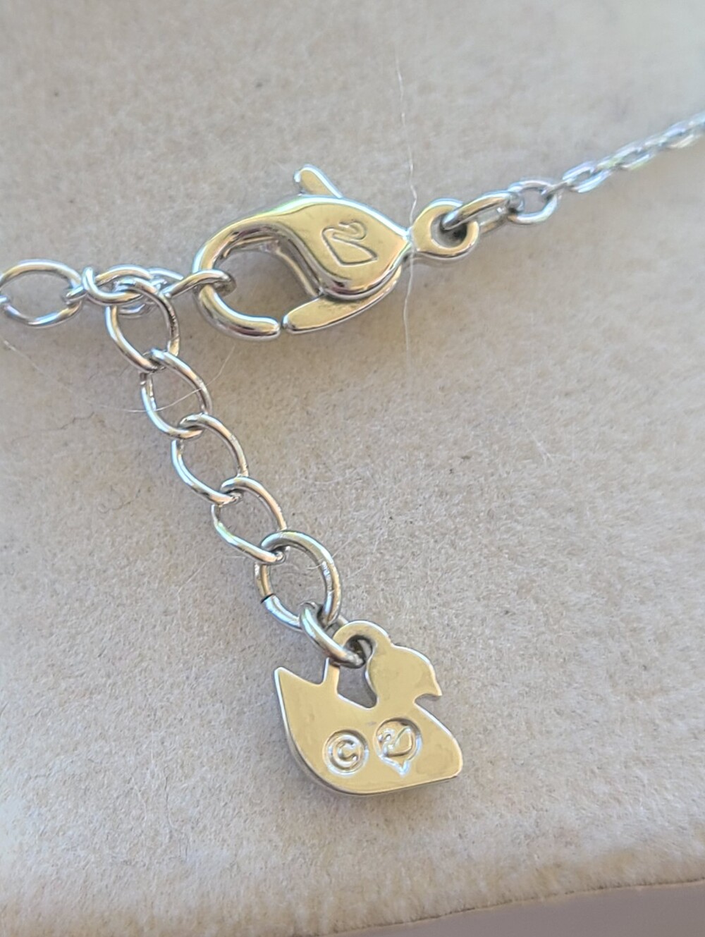 Swarovski Hyperbola Heart Necklace- Excellent Condition - Picture 6 of 7